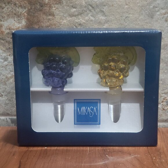 Mikasa Crystal Glass Grapes Bottle Stoppers Decanter Set of 2 NIB - Picture 1 of 10
